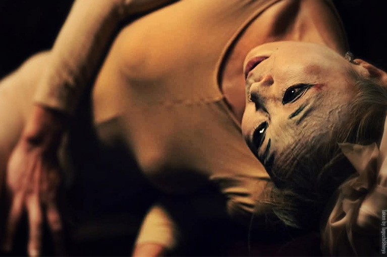 Bez granicy/No Boundary